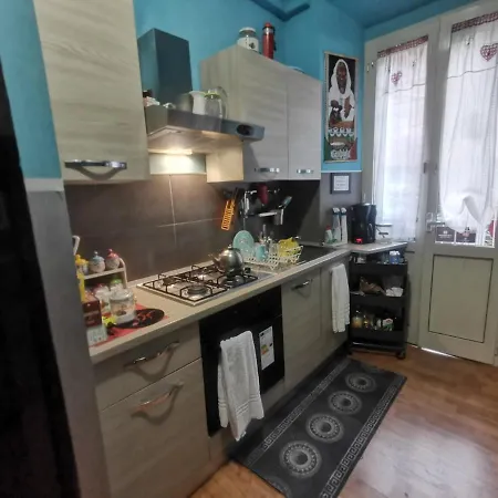 Român Holidays Albergue *