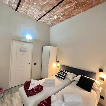 Holidays אכסניה רומא