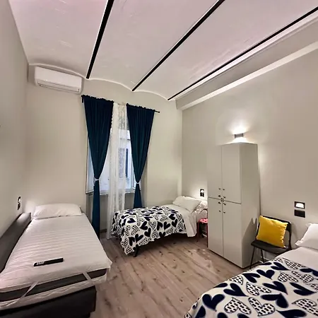 Holidays Hostel Rome