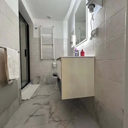 Holidays אכסניה רומא