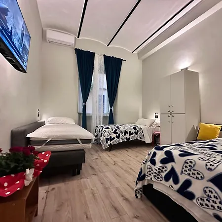 Român Holidays Albergue