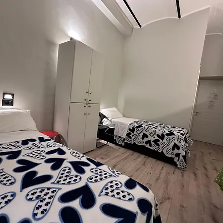 Holidays Hostel Róma