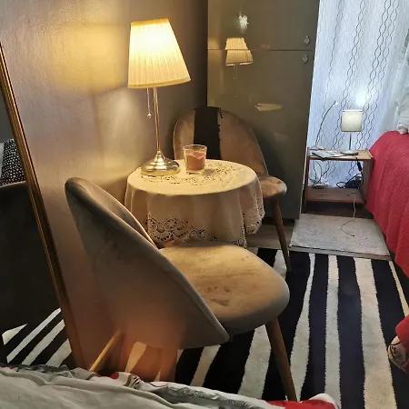 罗曼假日旅舍
